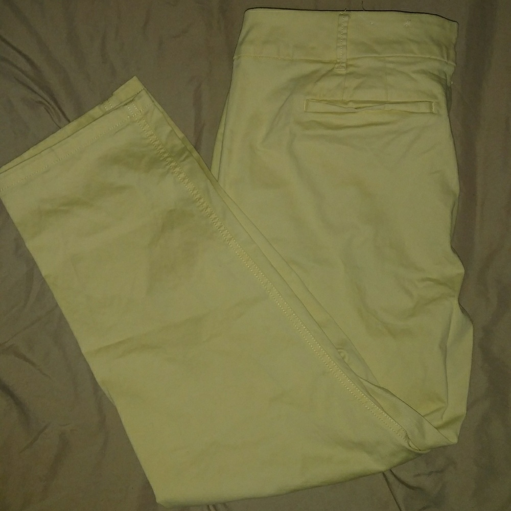 Ann Taylor Loft Women's  Capri Pants, size 14,  ye